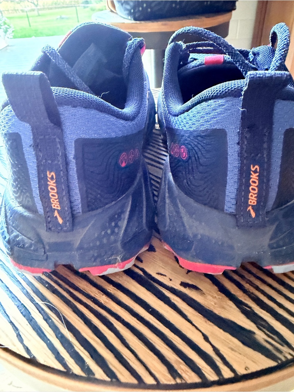 Brooks Women’s Trail Running Shoes Cascadia 17 9.5 - Picture 3 of 6